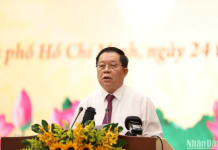 Đồng chí Nguyễn Trọng Nghĩa, Bí thư Trung ương Đảng, Trưởng Ban Tuyên giáo Trung ương phát biểu tại Hội nghị.