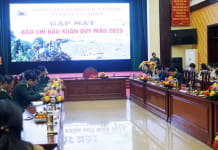 Lãnh đạo Bộ Chỉ huy BĐBP tỉnh ghi nhận sự đóng góp, phối hợp của các cơ quan báo chí.