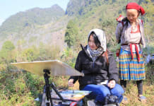 Nhóm họa sĩ phía Bắc trực họa tại Mèo Vạc, Hà Giang những ngày giáp Tết gây quỹ ủng hộ các điểm trường vùng cao.