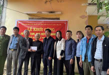 Xã Liên Trạch (Bố Trạch) triển khai xóa nhà tạm, nhà dột nát cho hộ nghèo nhằm hướng tới mục tiêu giảm nghèo bền vững. 