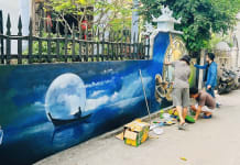 Hiện, hạng mục tranh bích họa tại làng văn hóa du lịch Cảnh Dương đã đạt khoảng 80% khối lượng. 
