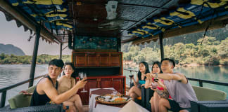 Sản phẩm du lịch tham quan quần thể danh lam thắng cảnh và các làng nghề truyền thống trên tuyến sông Chày-sông Son của Công ty TNHH Oxalis Holiday.