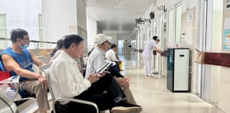 Các cơ sở y tế chú trọng nâng cao chất lượng khám, chữa bệnh nhằm bảo đảm quyền lợi cho người tham gia BHYT.