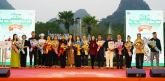 Tham gia hội thi năm nay có 16 đơn vị kinh doanh dịch vụ ăn uống và du lịch trong và ngoài tỉnh.