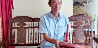 Ông Lê Văn Dương luôn tâm huyết với công tác bảo tồn nghệ thuật bài chòi.
