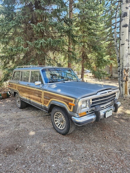 1989 Jeep Grand Wagoneer