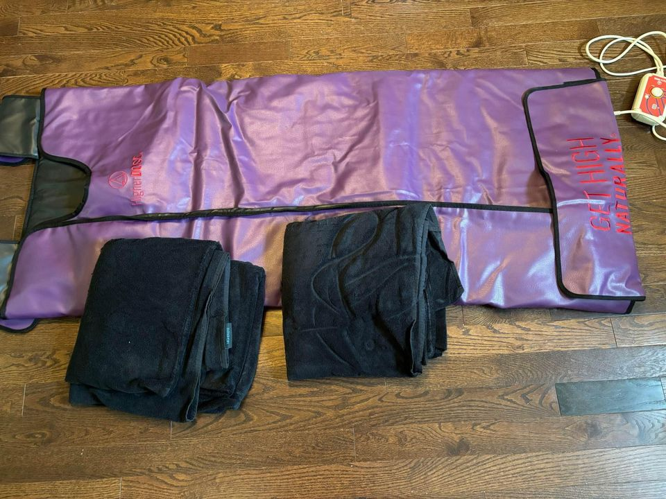 HigherDOSE Infrared Sauna Blanket and Towel Insert