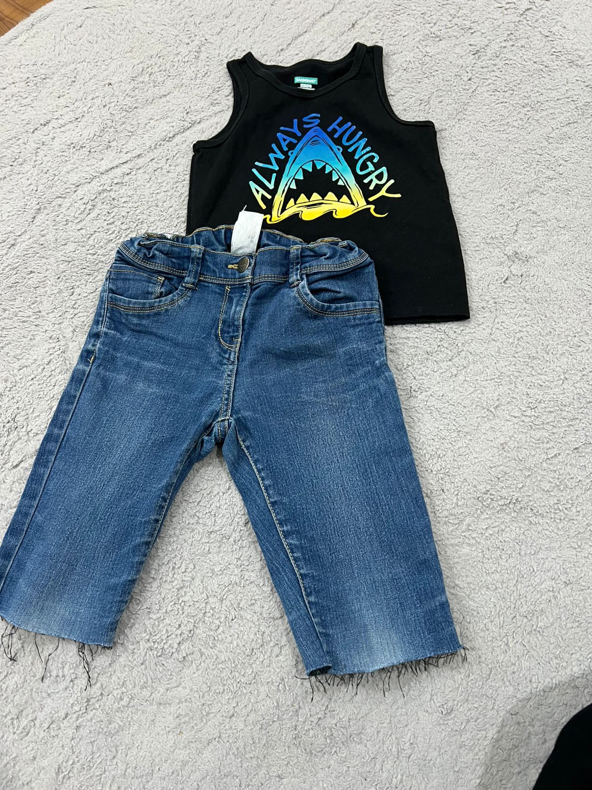 Baby hungry shirt n jeans