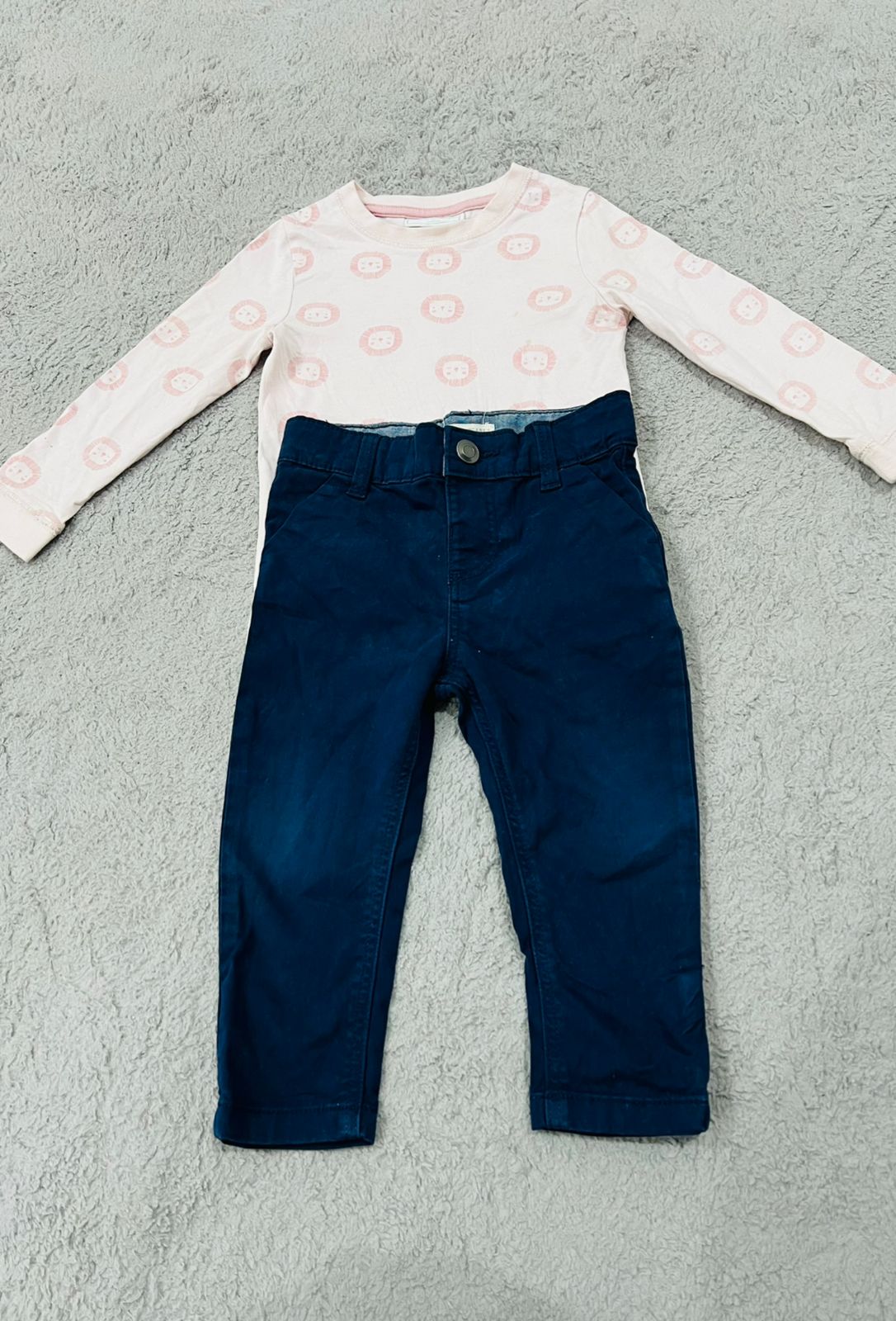 Baby pink shirt n jeans