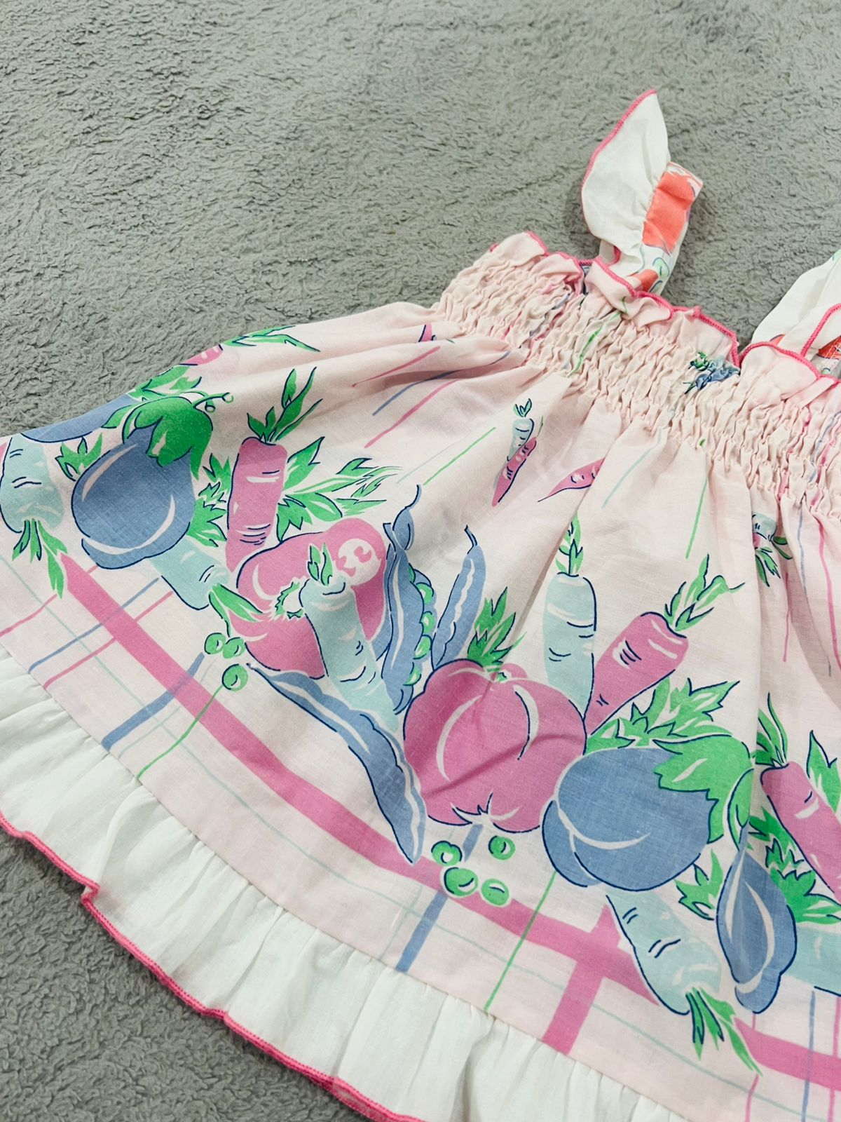 Baby sleeveless frock