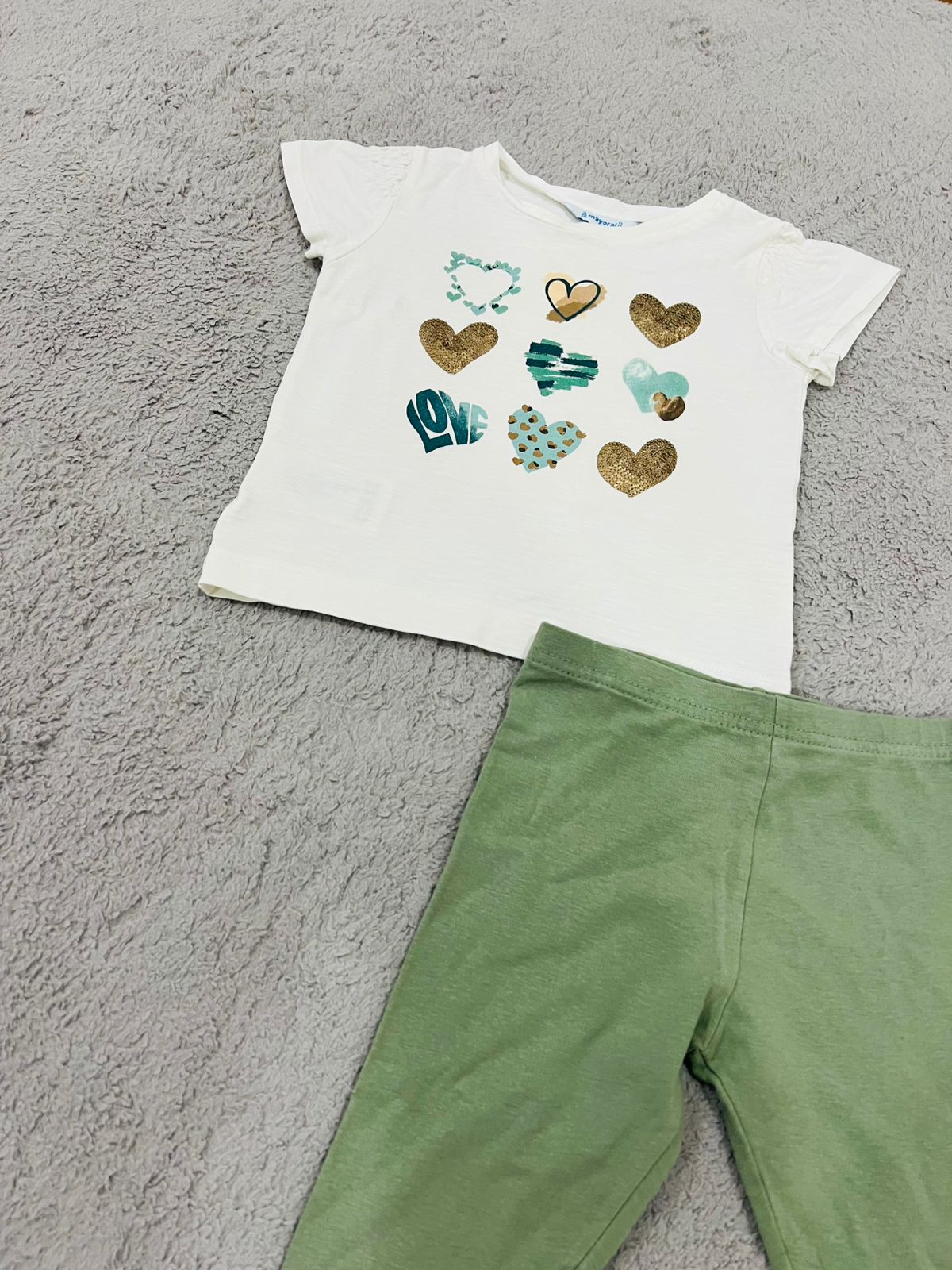 Baby t-shirt with trouser