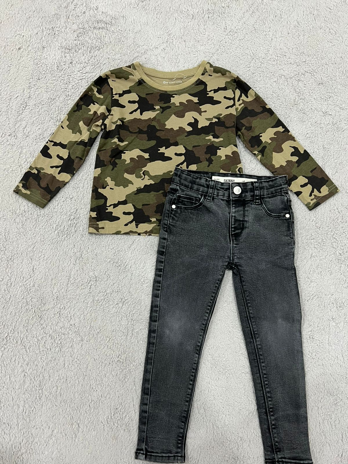 Baby shirt with jeans