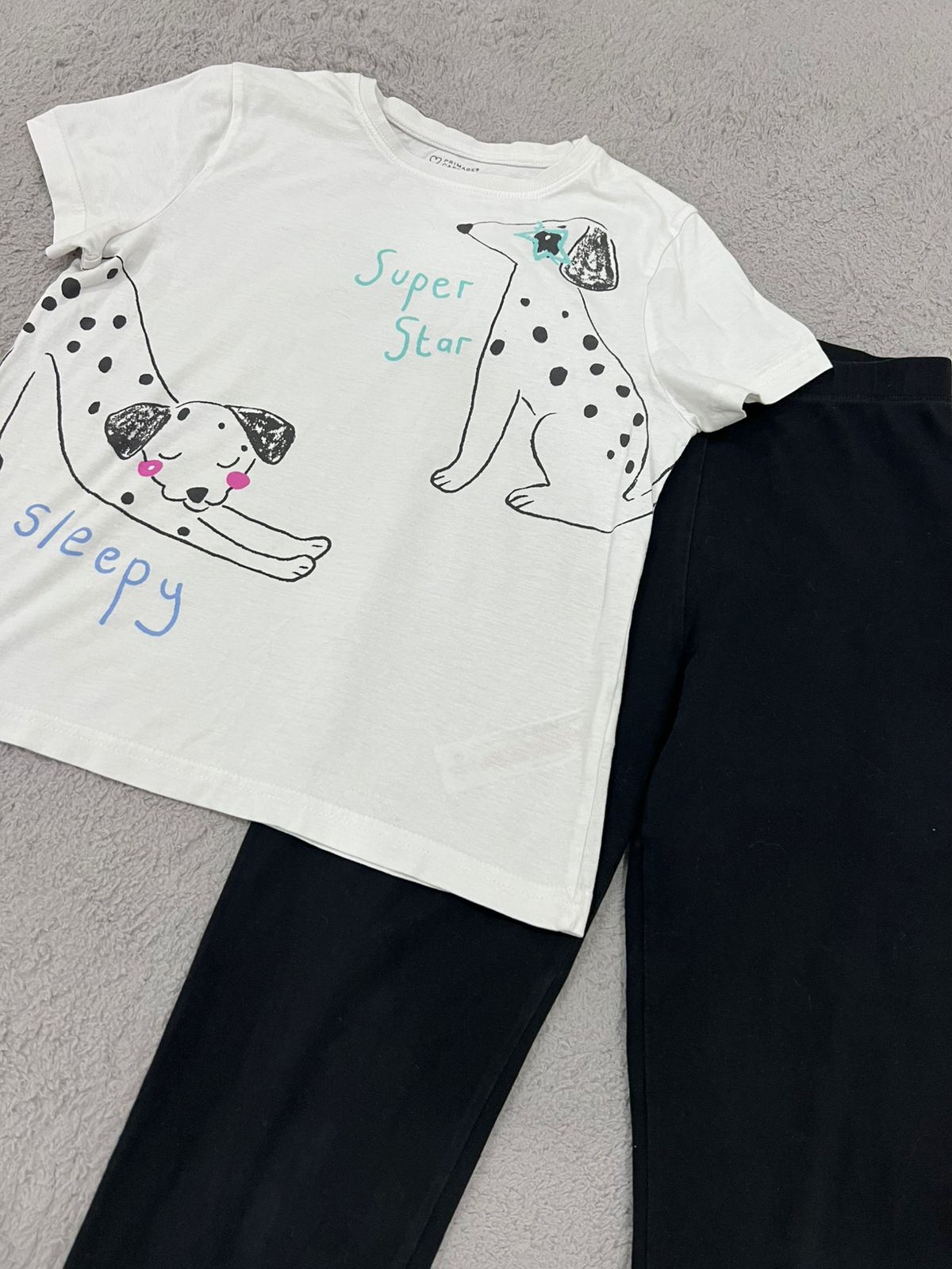 Baby shirt with leggings