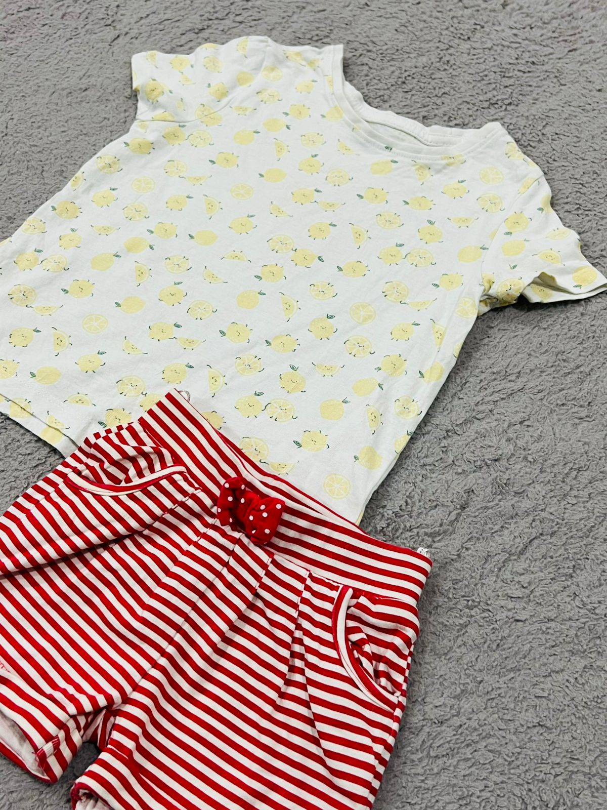 Baby t-shirt with shorts