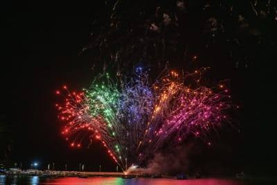 FIREWORKS 8