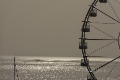 Chi non ha mai visto il mare alle sei del mattino, non conosce il mare
(Anonimo)