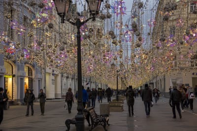 NIKOLSKAYA STREET
Situata nel pieno centro di Mosca, via Nikolskaya collega la Piazza Rossa alla piazza Lubyanka, dove si trova l’ex sede del KGB.