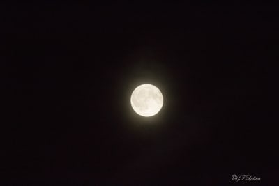 LA LUNA GIOCA CON LE NUVOLE 8
