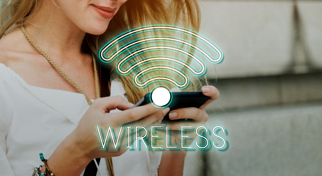 שימושים של WiFi ו-Z-Wave בבית חכם
