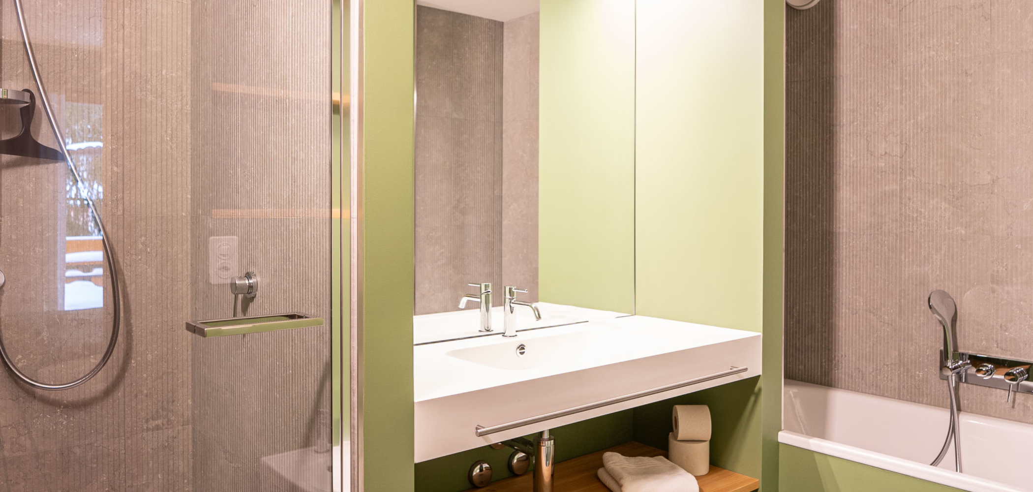 Bathroom / Wellness