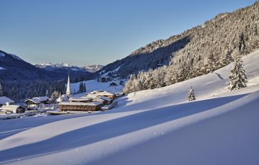 Winter warmth at Hubertus Mountain Refugio Allgäu, Balderschwang