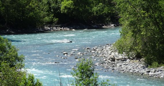 Wassererlebnis am Inn bei Zernez