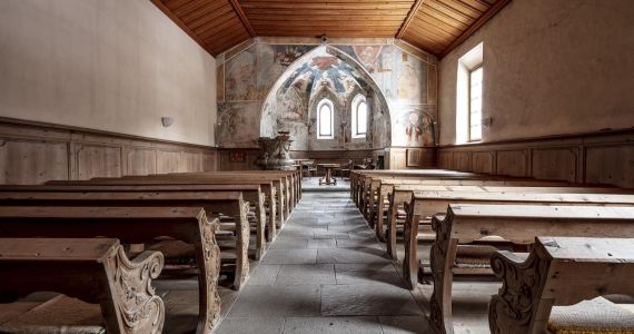 Die Kirchenmalereien von Lavin