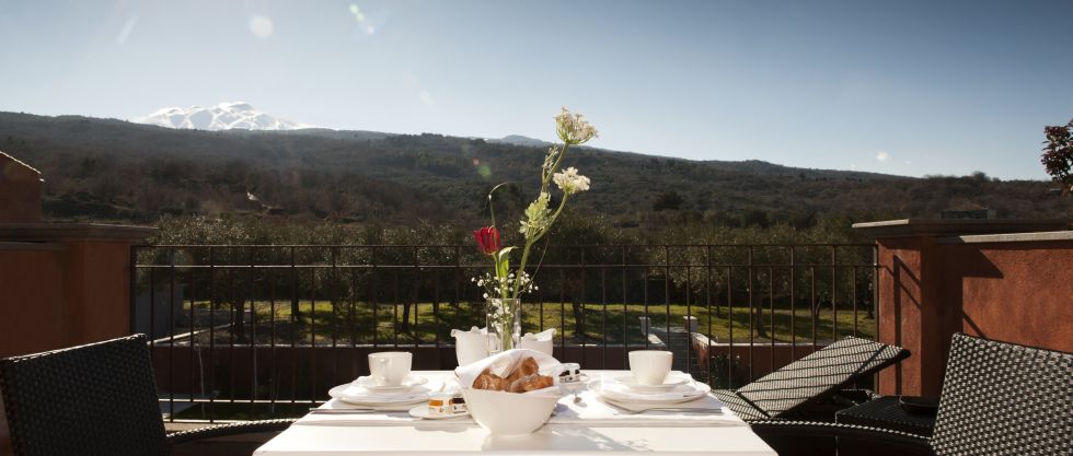 Frühstück mit Blick zum Aetna