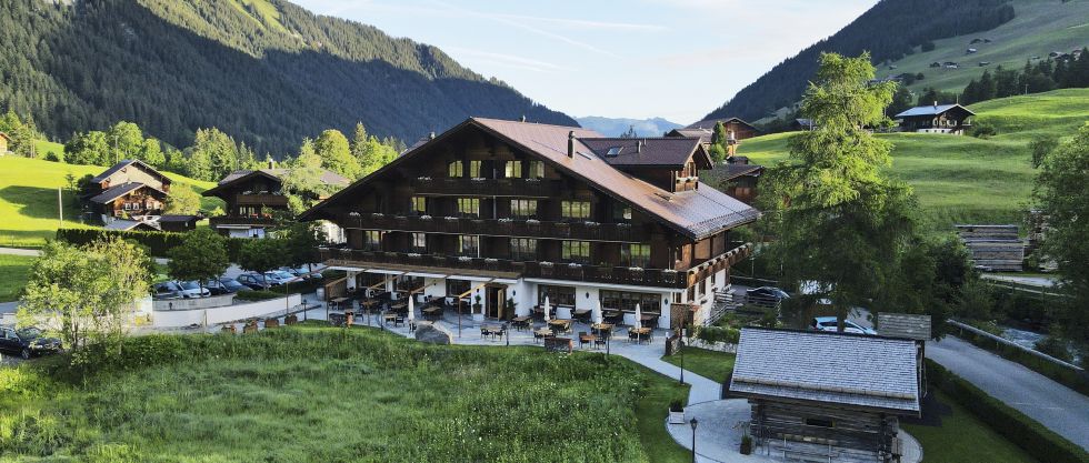 Alpenland mit Terrasse