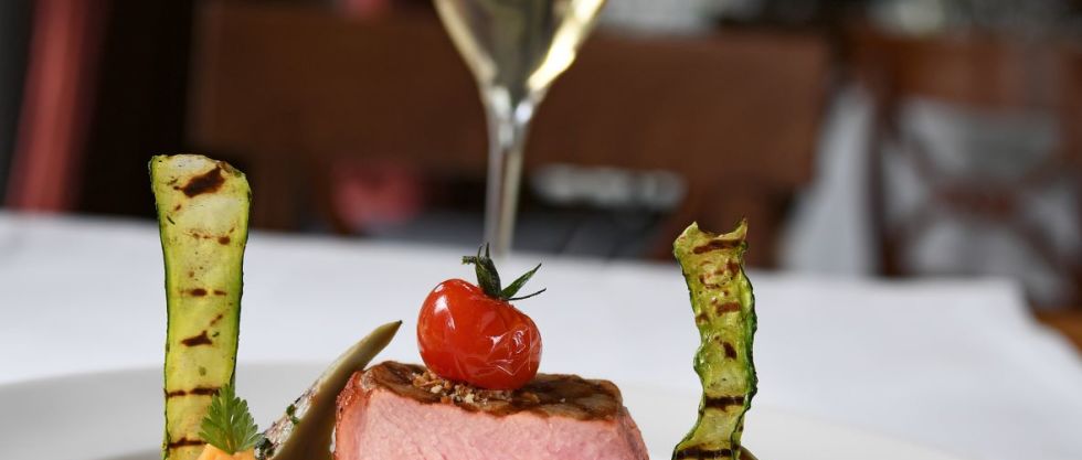 [Translate to English] Hof Weissbad Gaumenschmaus