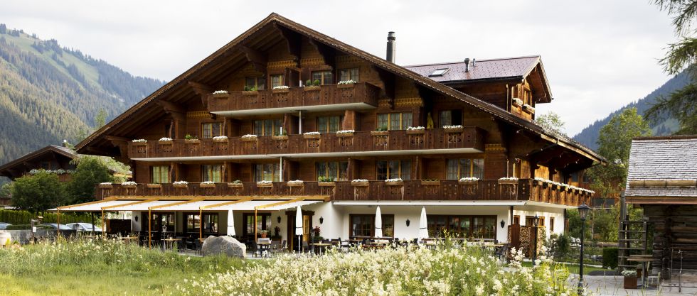 Alpenland Aussenansicht Sommer