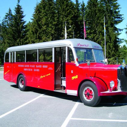 Vintage bus tour