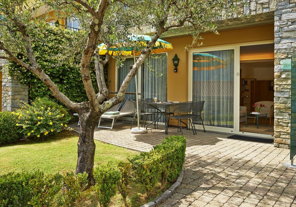 Easy One-Bedroom Suite