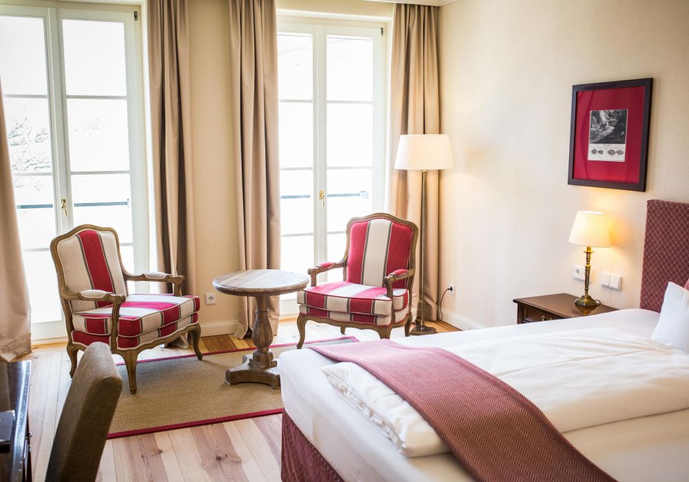 Doppelzimmer mit King Size und Badewanne