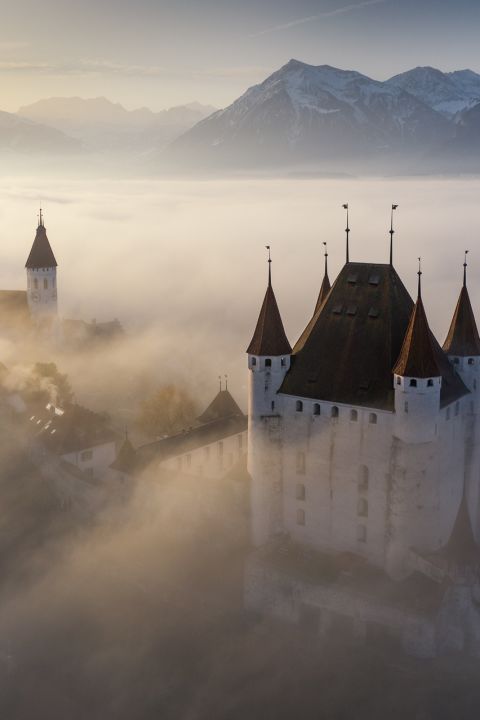 Castles and lakes in the west of Switzerland