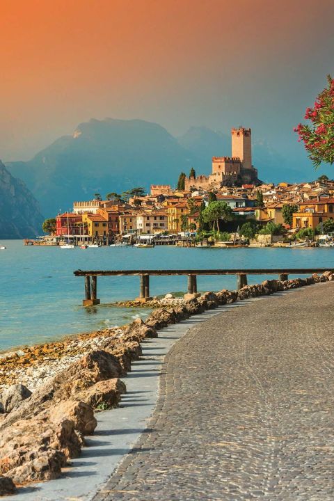 4-country tour for self-drivers