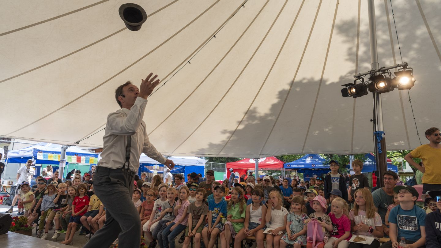 Summer party and inauguration of the Klosters fire brigade's new ladder