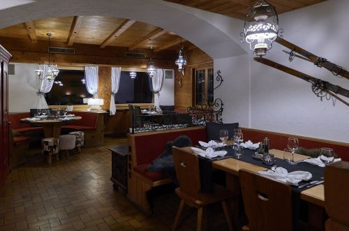 Madrisa Lodge