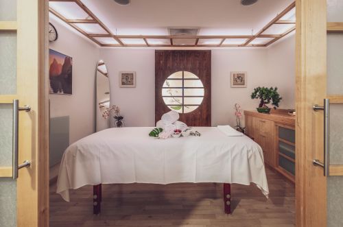 Mountain Plaza Hotel