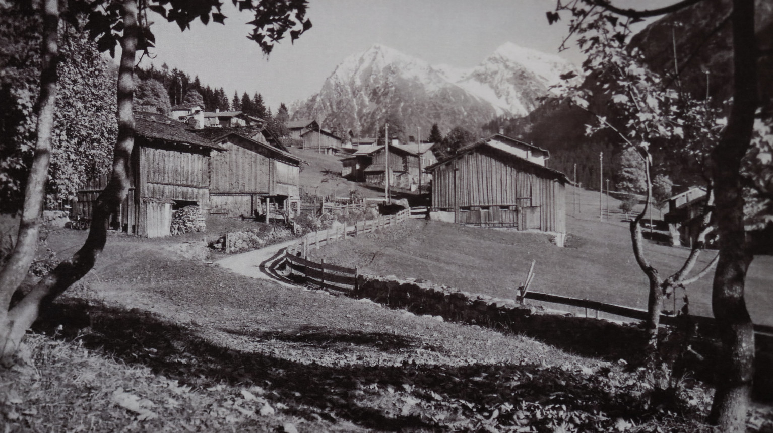 At the entrance of Monbiel with Canard peak in the background; undated photo (at free disposal).