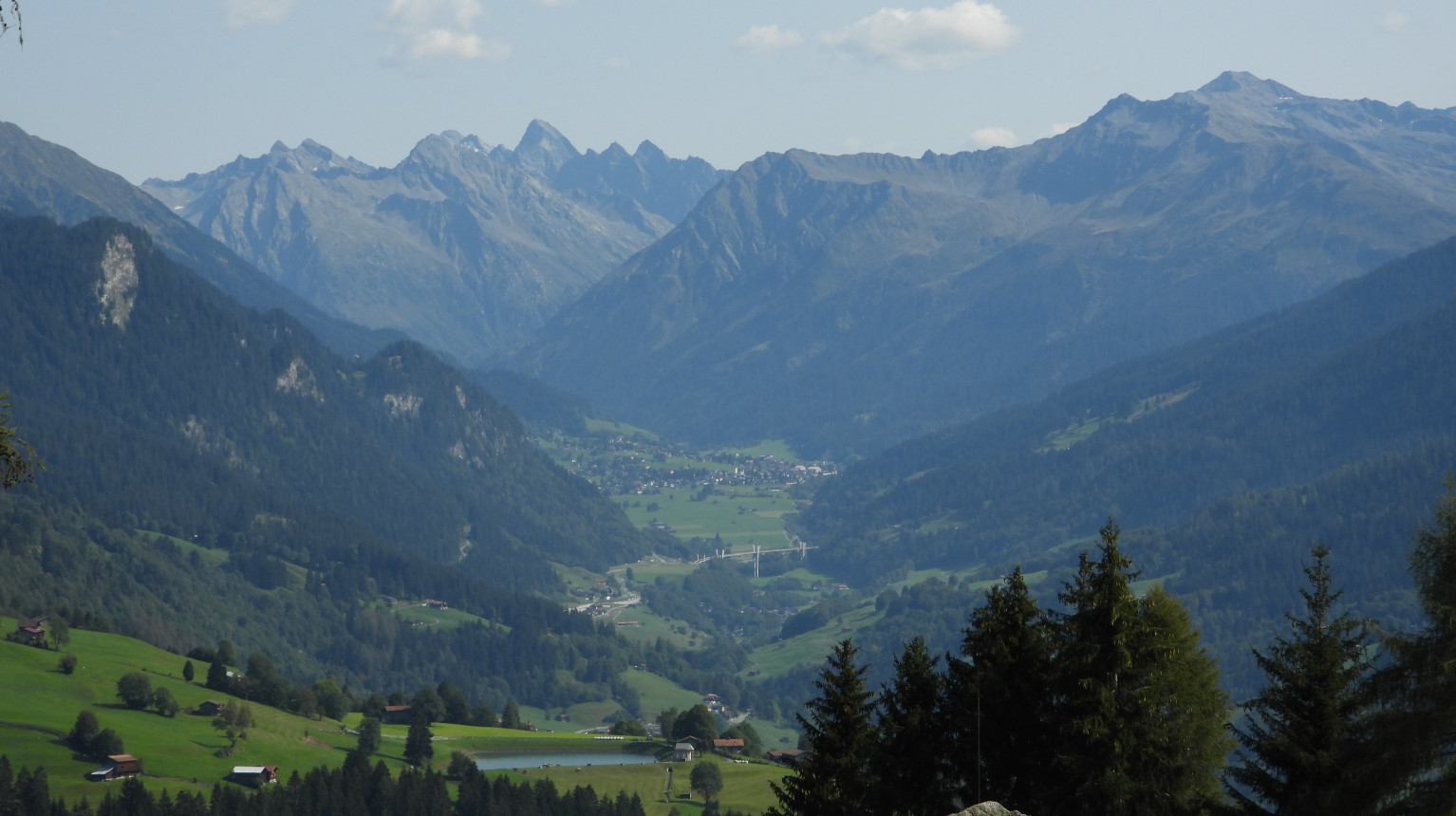 View to Klosters and its woods (photo by Hubert Schöpfer).