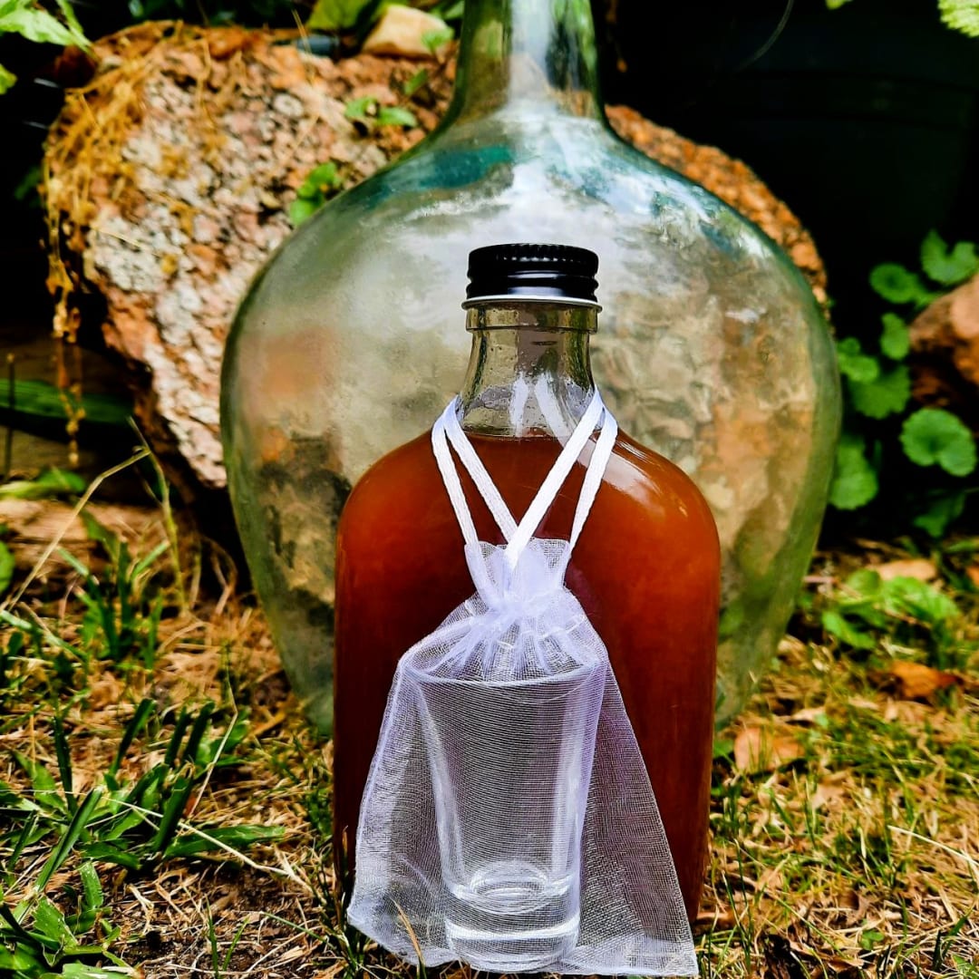 Licor de Butiá - 200 ml - de regalo un vaso tequilero - Imagen 1
