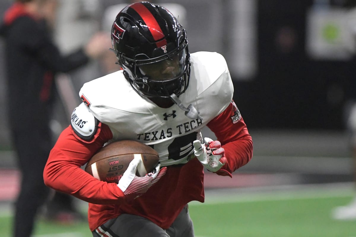 Josh Kelly NFL Draft Scouting Report