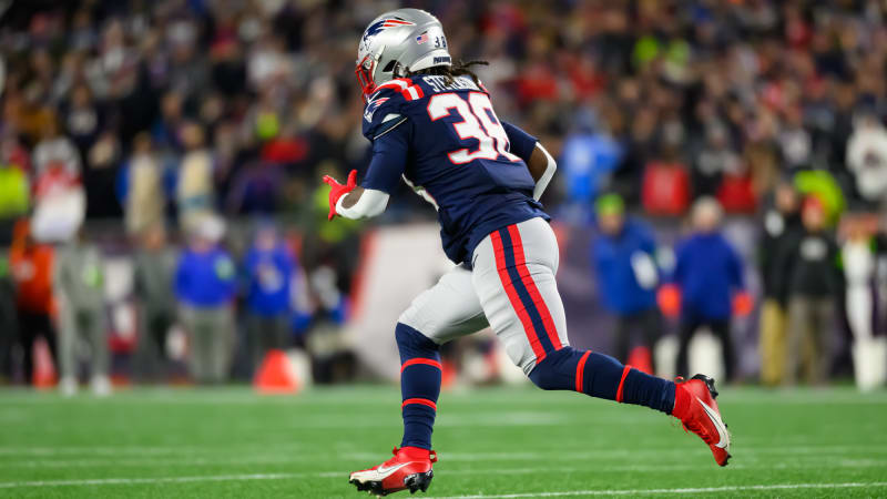 Giardi: NFL Notebook - Patriots running back room in focus in review/preview; plus, money matters