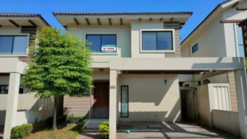 Terreno en Porto Alegre, Vía la Costa, Guayaquil por $913.000