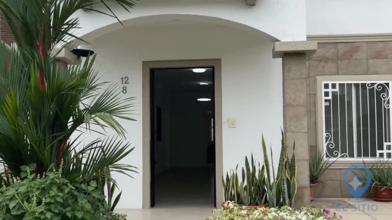 Casa en Vía la Costa, Guayaquil por $220.000