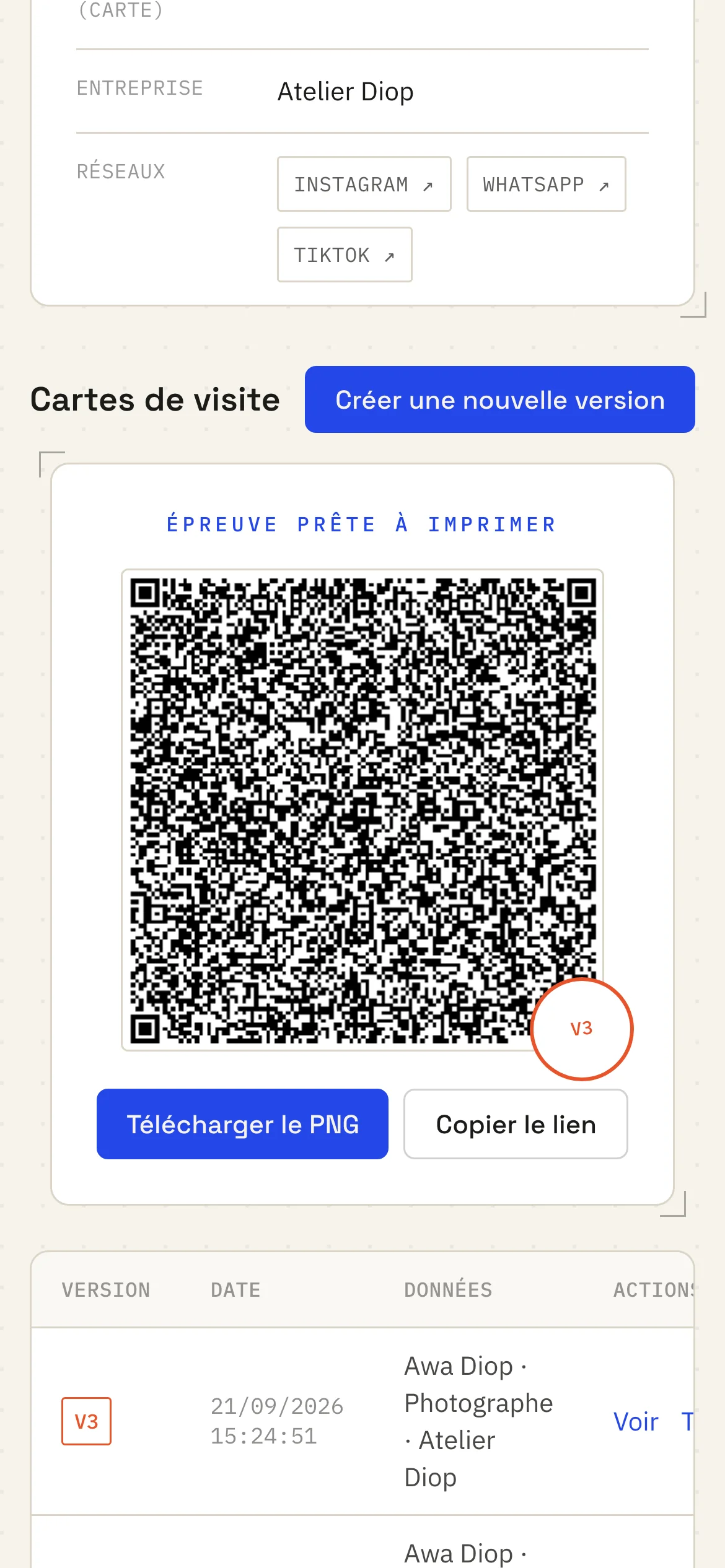 La fiche et son QR code affichés sur un téléphone