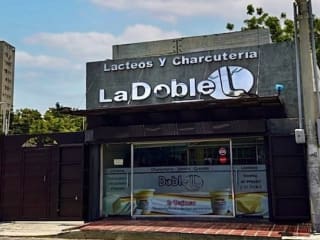 Charcutería Doble L