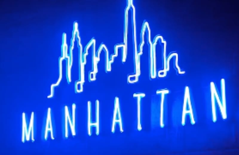 Manhattan by Mi Ternerita House