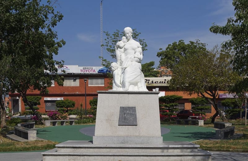 Plaza de las Madres
